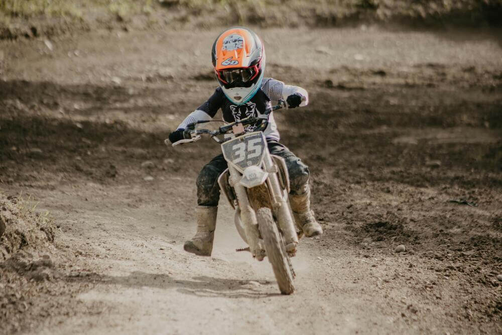 7 Thrilling Motocross Gifts to Get Your Kid Ready for the MX / Enduro Track This Christmas!