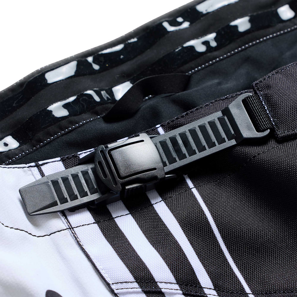 Troy Lee Designs MX Pants - GP PRO STREAMLINE (Black / White)