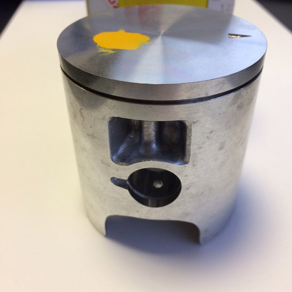 Suzuki Genuine Part - Piston (RM125 H 1987) - 12110-01B38-0F0 (RRP £137.34)