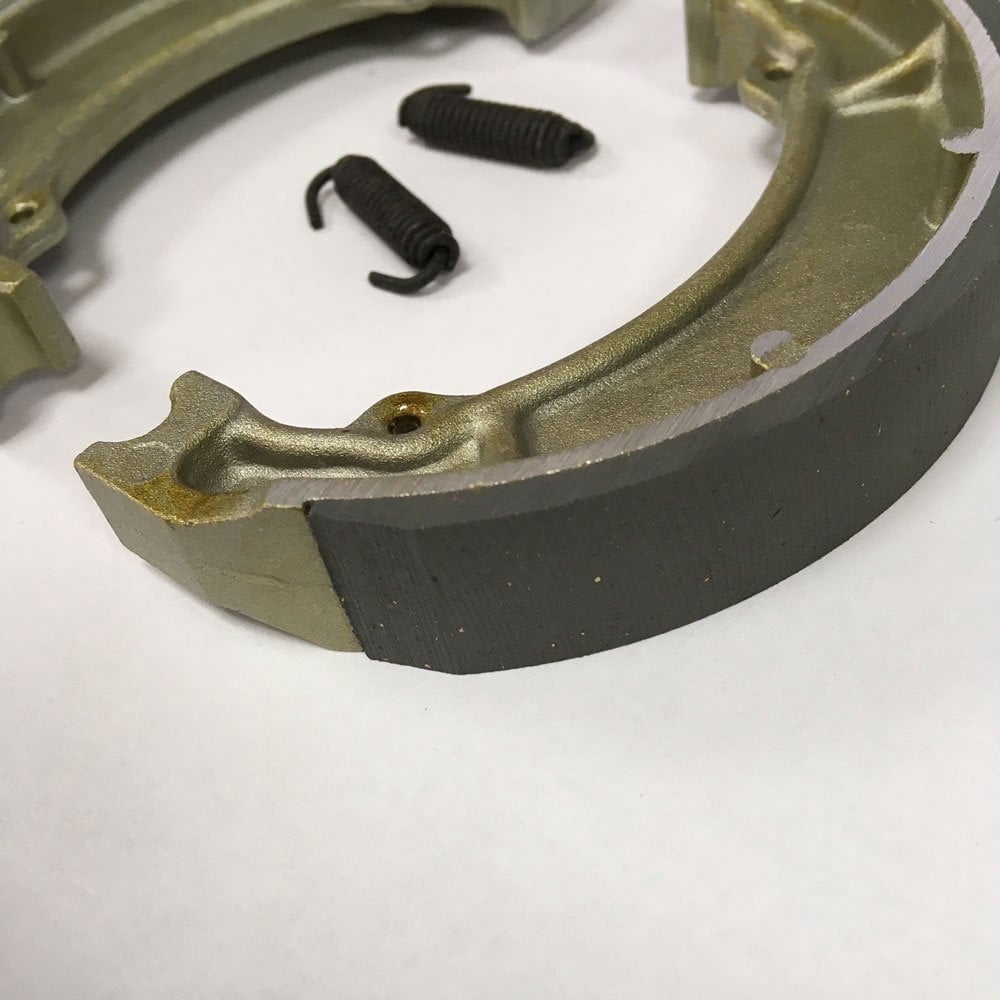 EBC - Brake Shoes w/Springs - S618 (LT80, LT-Z90)