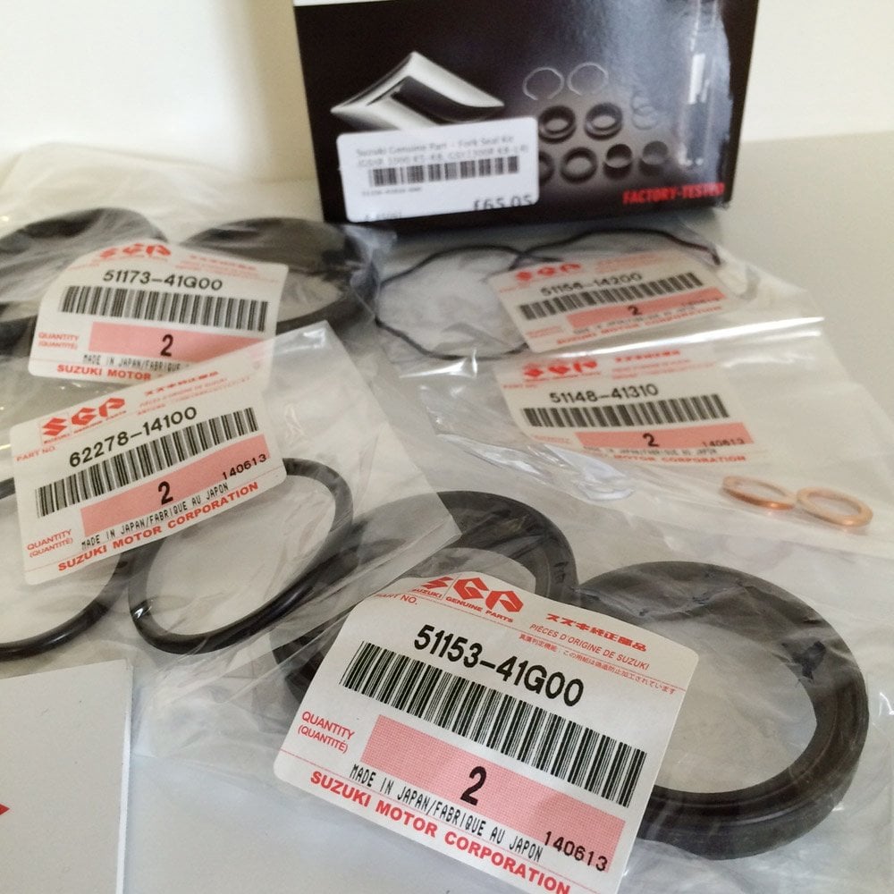 Suzuki Genuine Part - Fork Seal Kit (GSXR 1000 K5-K8, GSX1300R K8-L6) - 51150-41810-000