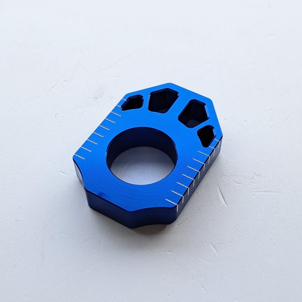 Zeta - Axle Blocks - YZ125/250 99-26, YZF250 02-08, YZF450 03-08, WRF250 02-23, WRF450 04-23, YZF250/450X 16-23