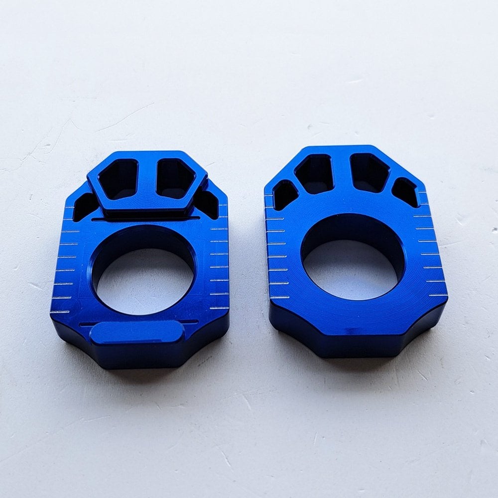 Zeta - Axle Blocks - YZ125/250 99-26, YZF250 02-08, YZF450 03-08, WRF250 02-23, WRF450 04-23, YZF250/450X 16-23