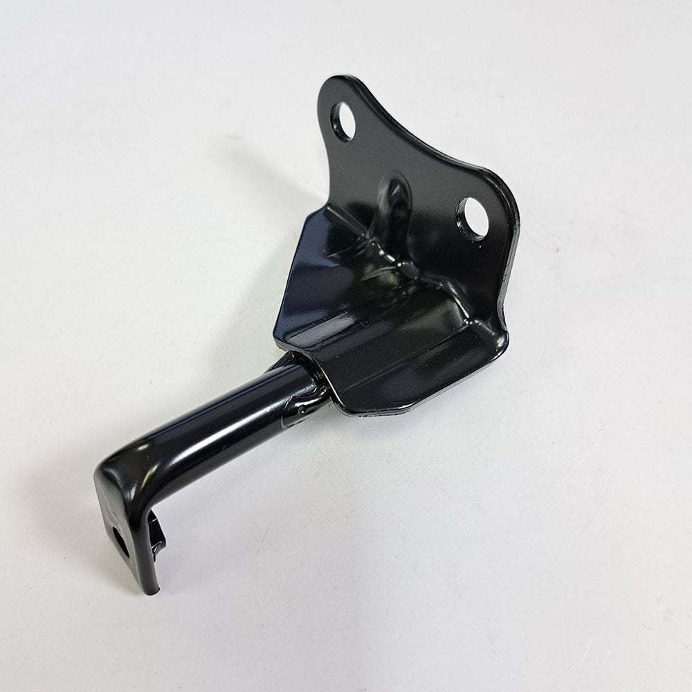 Suzuki Genuine Part - Bracket, RH (Rear Fender) - 63140-07G20-000