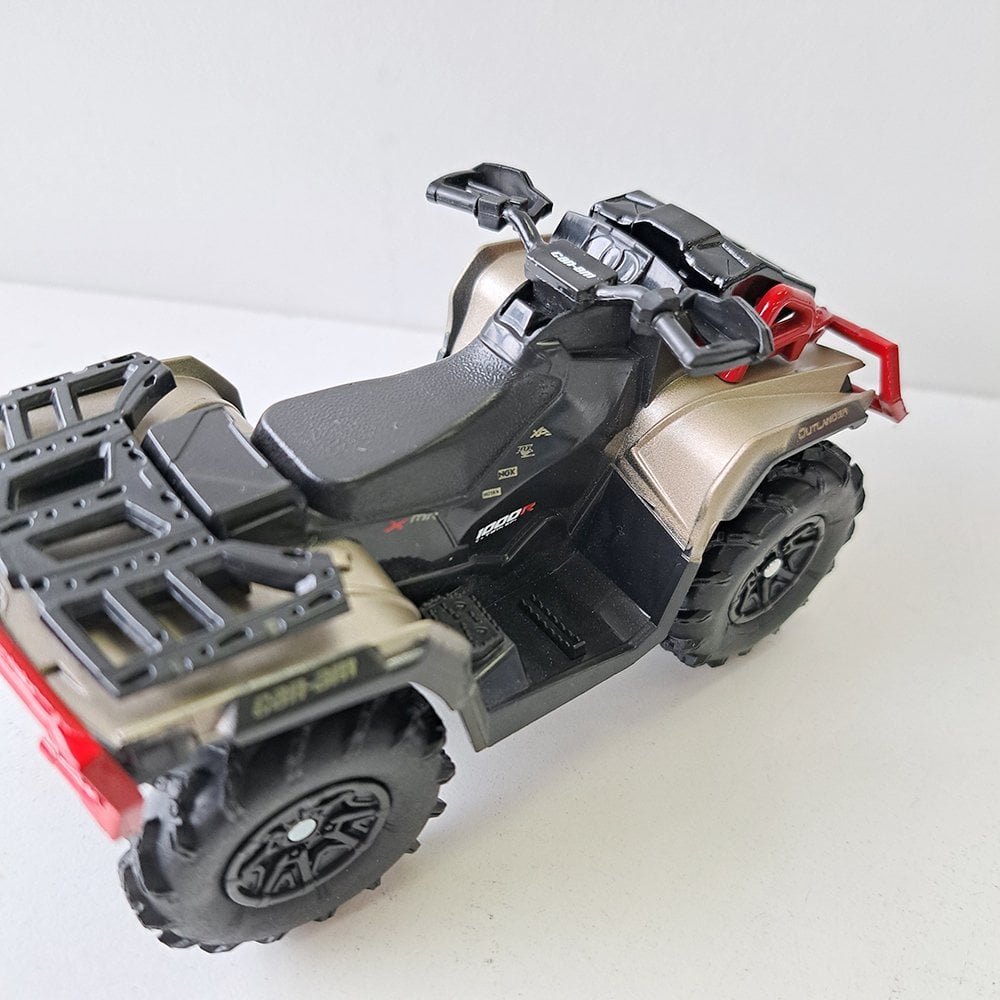 New Ray Toys - 1:12 - UTV - Can-Am Outlander (Black/Gold/Red)