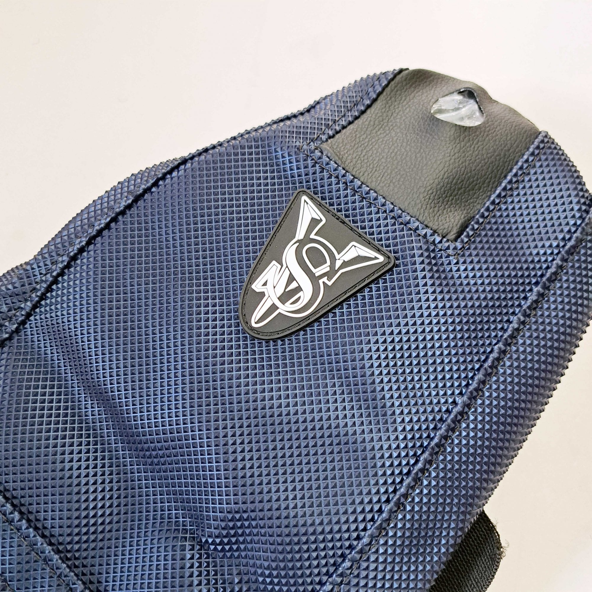 Guts Racing - Seat Cover - Velcro - Husqvarna TC/FC 125-450 23-26, TE/FE 125-501 24-26