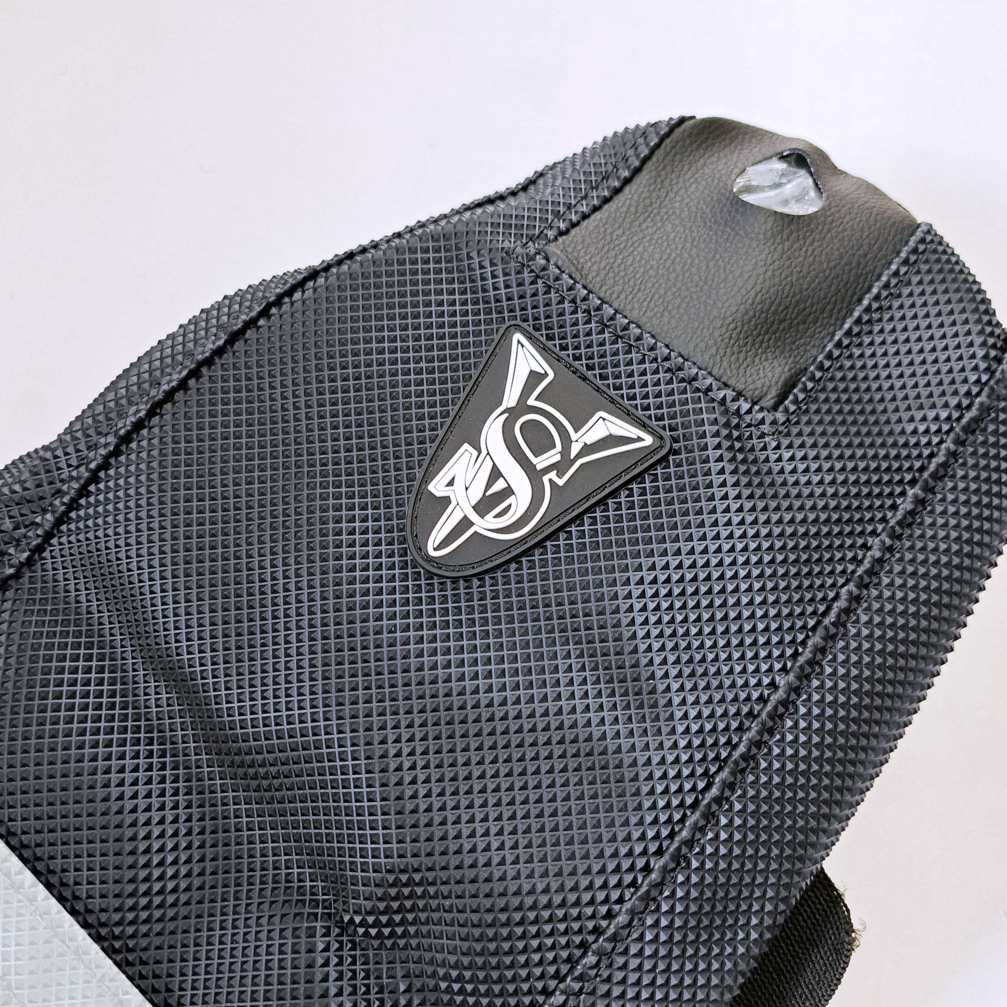 Guts Racing - Seat Cover - Velcro - Husqvarna TC/FC 125-450 16-18, TE/FE/TX 125-501 17-19