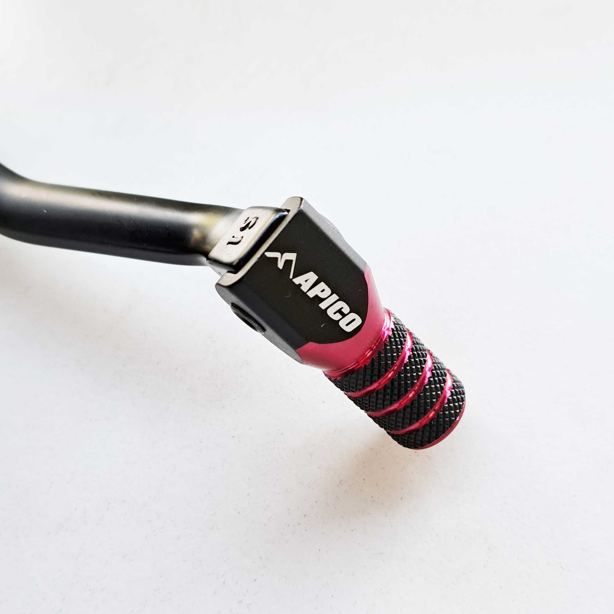 Apico - Gear Lever - Elite - CR250 87-03, CR500 84-01 - Black w/Red