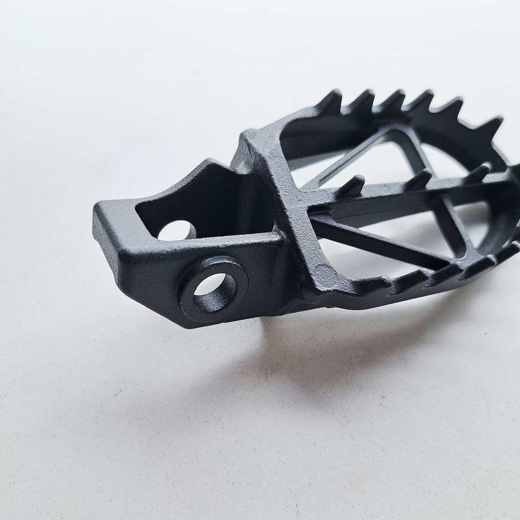 DRC - Foot Pegs (Ultra-Wide) - KTM SX85 18-24, SX125/150 16-22, SX250 17-22, SXF250-450 16-22, EXC/EXCF250-500 17-23, Husqvarna TC85 18-24 TC125 16-22, TC250 17-22, FC250-450 16-22, TE/FE 150-501 17-23, Gas Gas MC/MCF/EC/ECF/EX/EXF 85-450 21-23