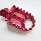 Apico - Foot Pegs - XTREME - RMZ250 10-26, RMZ450 10 & 12-26 - Red