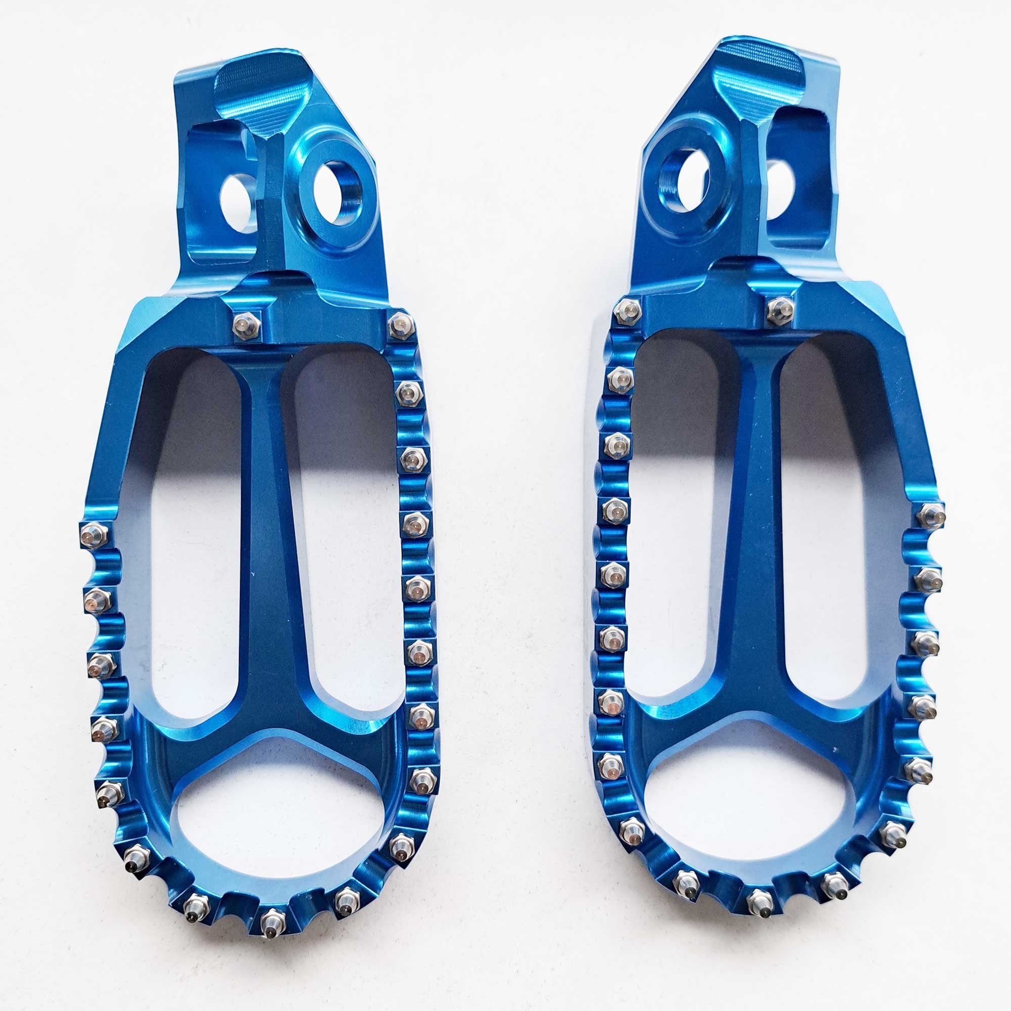 Apico - Foot Pegs - X-Treme - KTM SX/SXF 125-450 23-26, EXC/EXCF 125-450 24-26, Husqvarna TC/FC 125-450 23-26, TE/FE 125-450 24-26, TX300 23-26, FX350/450 23-26, Gas Gas 125-500 24-26, MCF250/450 FACTORY 23-26