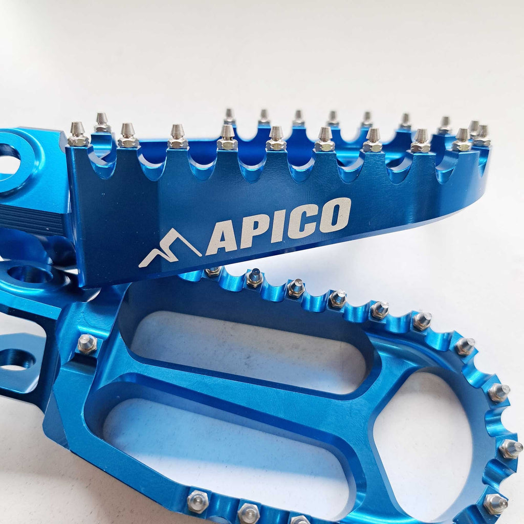 Apico - Foot Pegs - X-Treme - KTM SX/SXF 125-450 23-26, EXC/EXCF 125-450 24-26, Husqvarna TC/FC 125-450 23-26, TE/FE 125-450 24-26, TX300 23-26, FX350/450 23-26, Gas Gas 125-500 24-26, MCF250/450 FACTORY 23-26
