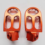 Apico - Foot Pegs - XTREME - KTM SX50 14-23, SX65 11–23, SX85 03-17, SX125/150 98-15, SX250 00-16, SXF250-450 06-15, EXC/EXCF 98-16, Husqvarna TC50/65 17-23, TC85 14-17, TC/FC 125-450 14-15, TC250 14-16, TE/FE 14-16, Gas Gas MC50/65 21-23 - Orange