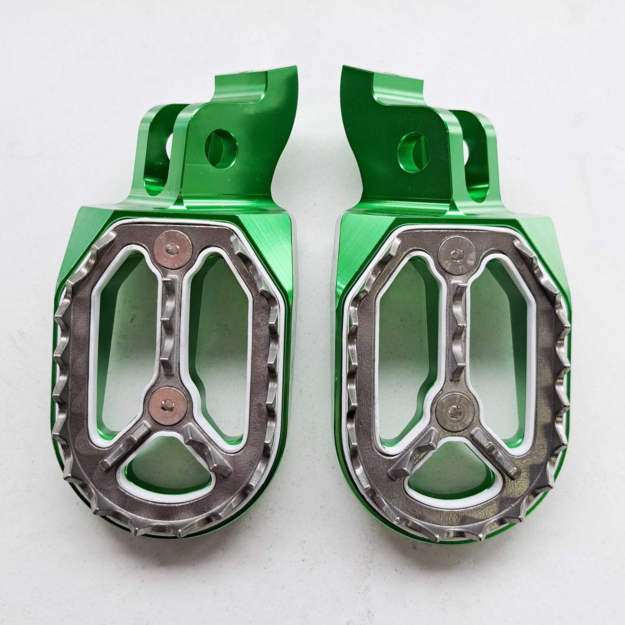 Apico - Foot Pegs - Pro-Bite - KXF250 06-26, KXF450 07-26, KXF250/450XC 21-26 - Green