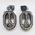 Apico - Foot Pegs - PRO-BITE - YZ65 18-27, YZ85 98-27, YZ125/250 99-27, YZF250 01-23, YZF450 03-22, WRF250 01-24, WRF450 03-23, YZF/WRF400/426 98-02, YZ125X 20-27, YZ250X 16-27