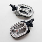 Apico - Foot Pegs - PRO-BITE - YZF250 24-27. YZF450 23-27 WRF250 25-27, WRF450 24-27, YZF250X 25-27, YZF450X 24-27