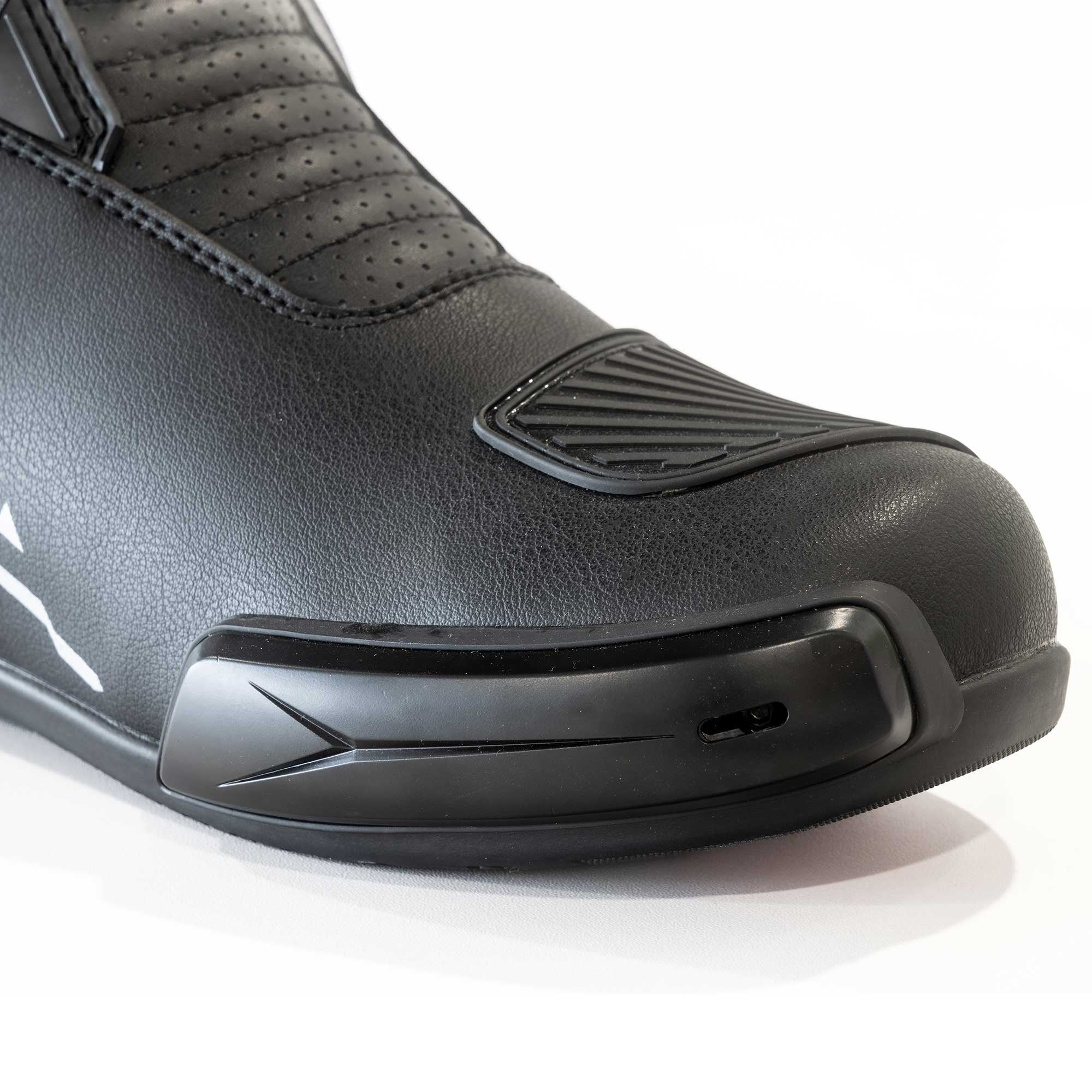 Richa (2026) - Boots - Stradale - Black/White