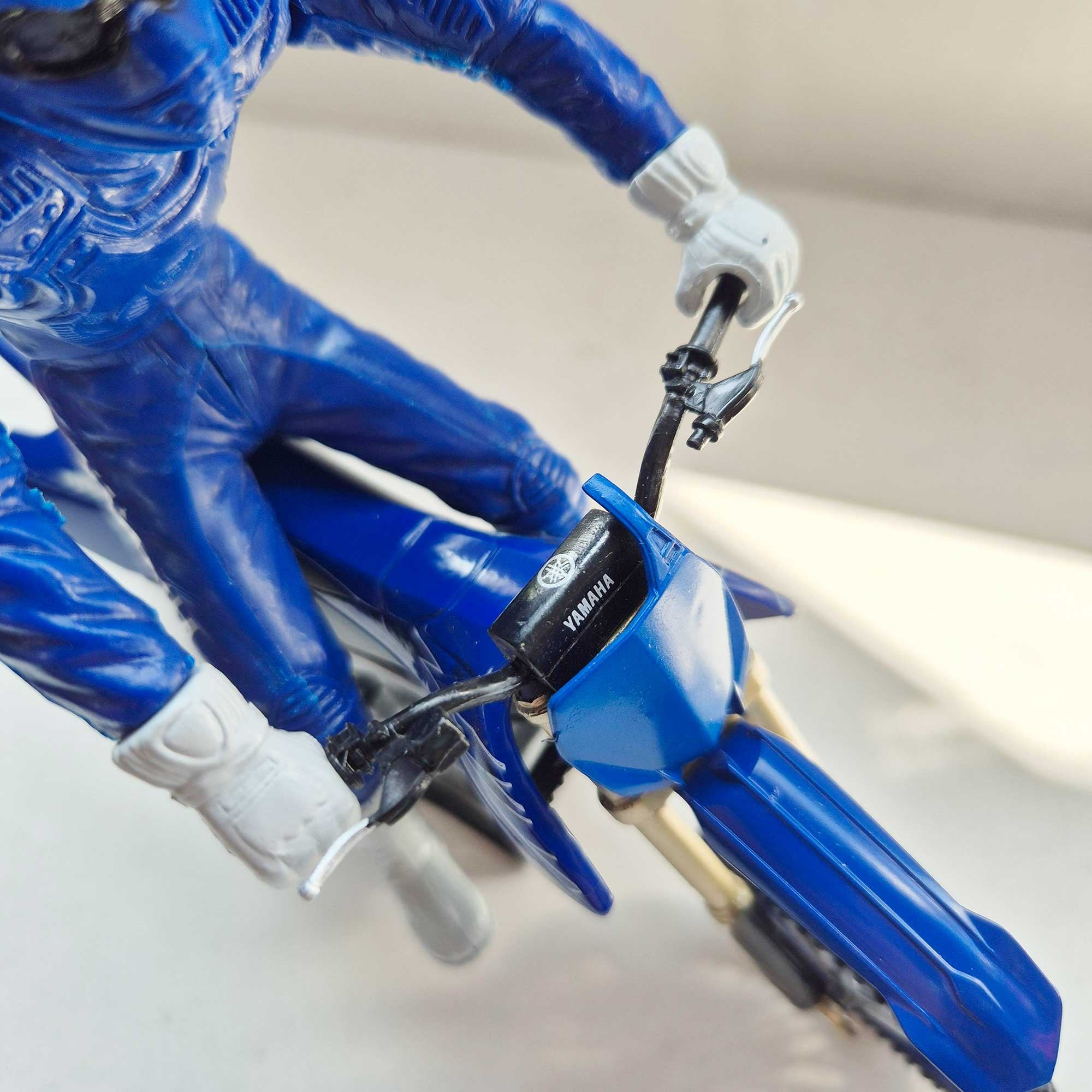 New Ray Toys - 1:12 - Yamaha - YZF450 18-22 - w/Rider