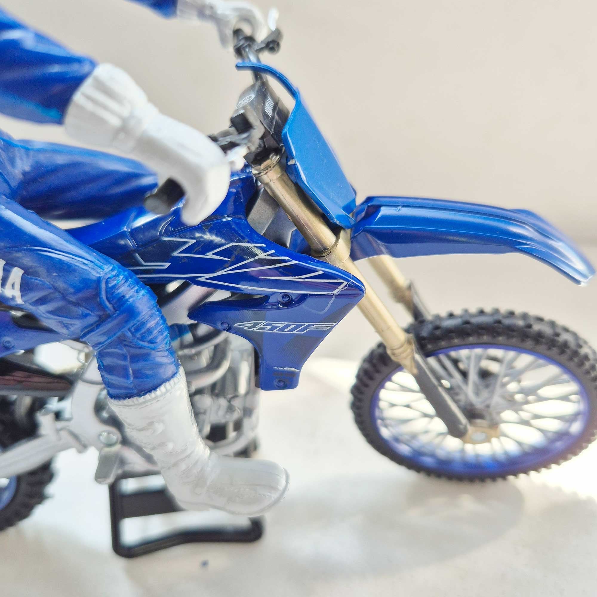 New Ray Toys - 1:12 - Yamaha - YZF450 18-22 - w/Rider