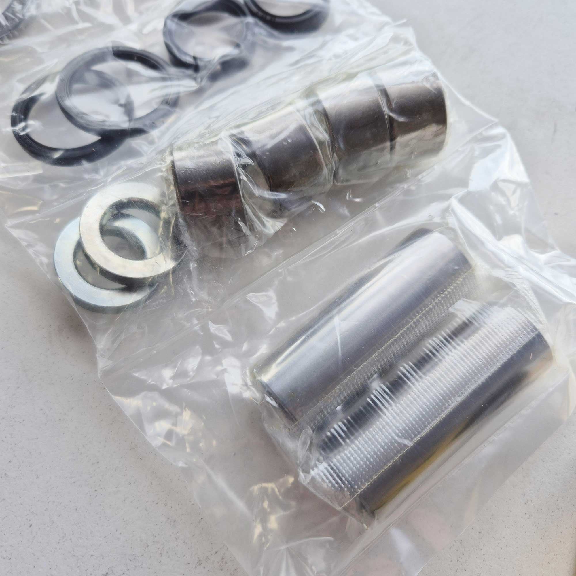 Prox - Swingarm Kit - YZ125/250 99-01, YZF250 01, YZ400 99, YZF426 00-01, WRF250 01, WRF400 99-00, WRF426 01