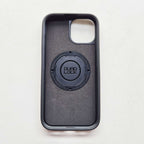Quad Lock (MAG Case) - iPhone 15