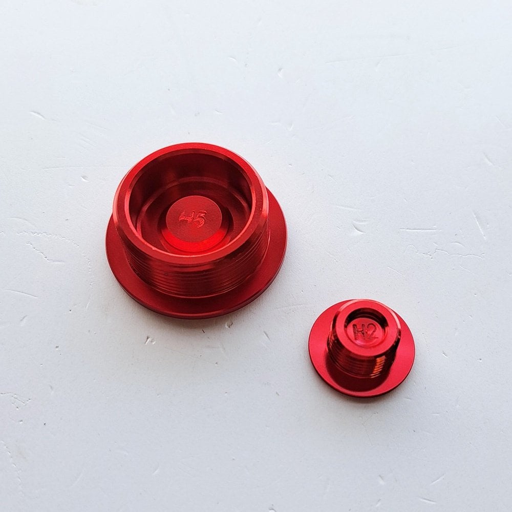 Zeta - Engine Plugs - CRF250 18-26, CRF250RX 19-26 (Red)