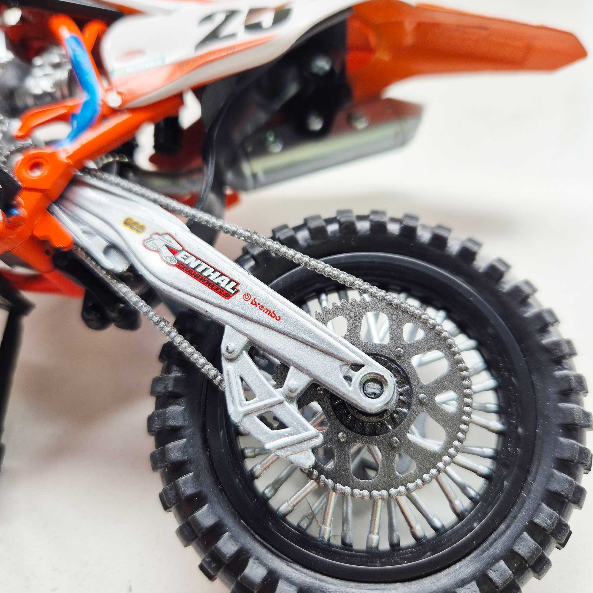 New Ray Toys - 1:10 - KTM - SXF450 - Red Bull - Musquin #25