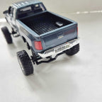 New Ray Toys - 1:32 - Truck - Chevrolet Pick-Up w/CR250