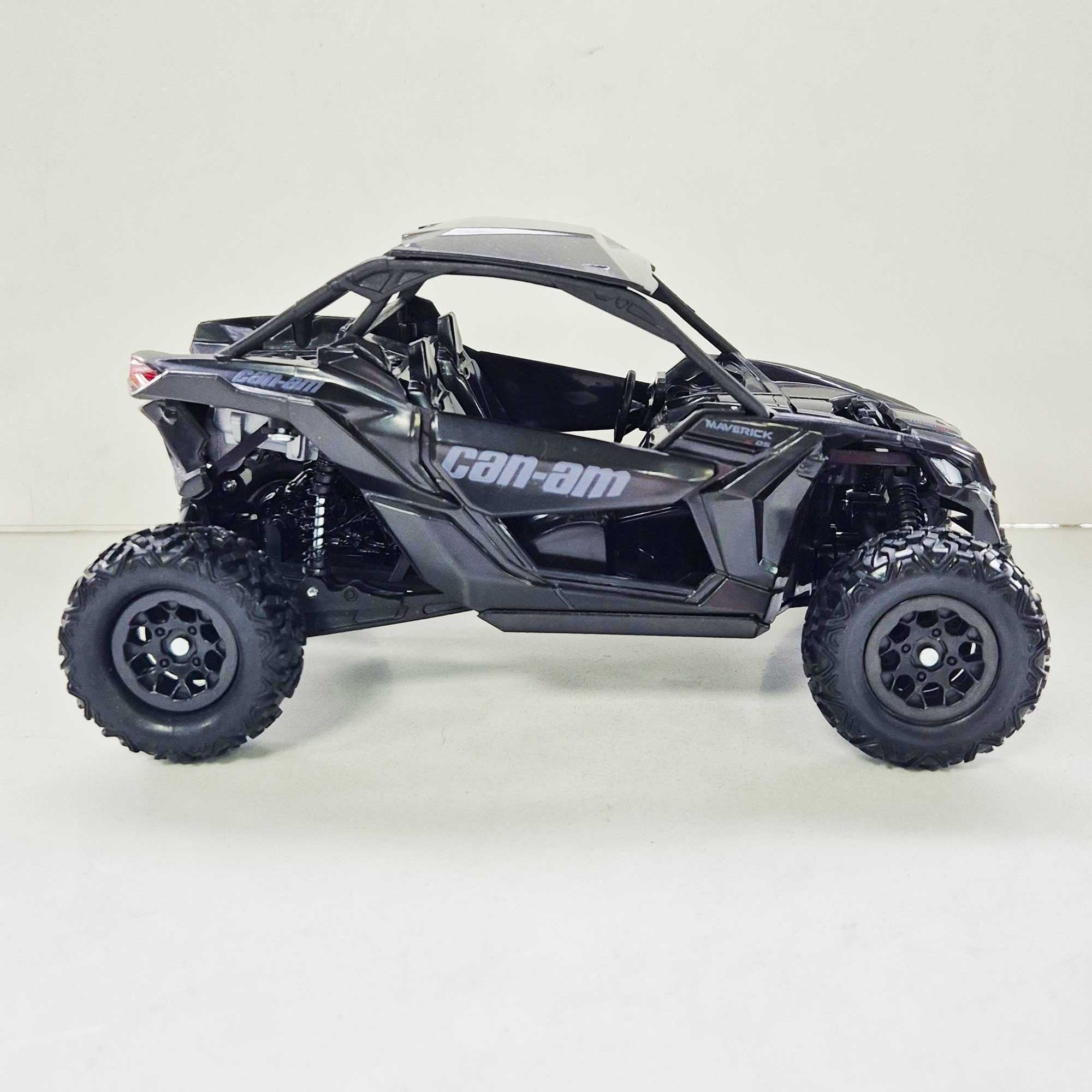 New Ray Toys - 1:18 - Buggy/UTV - Can-Am - Maverick X3 (Black/Black)