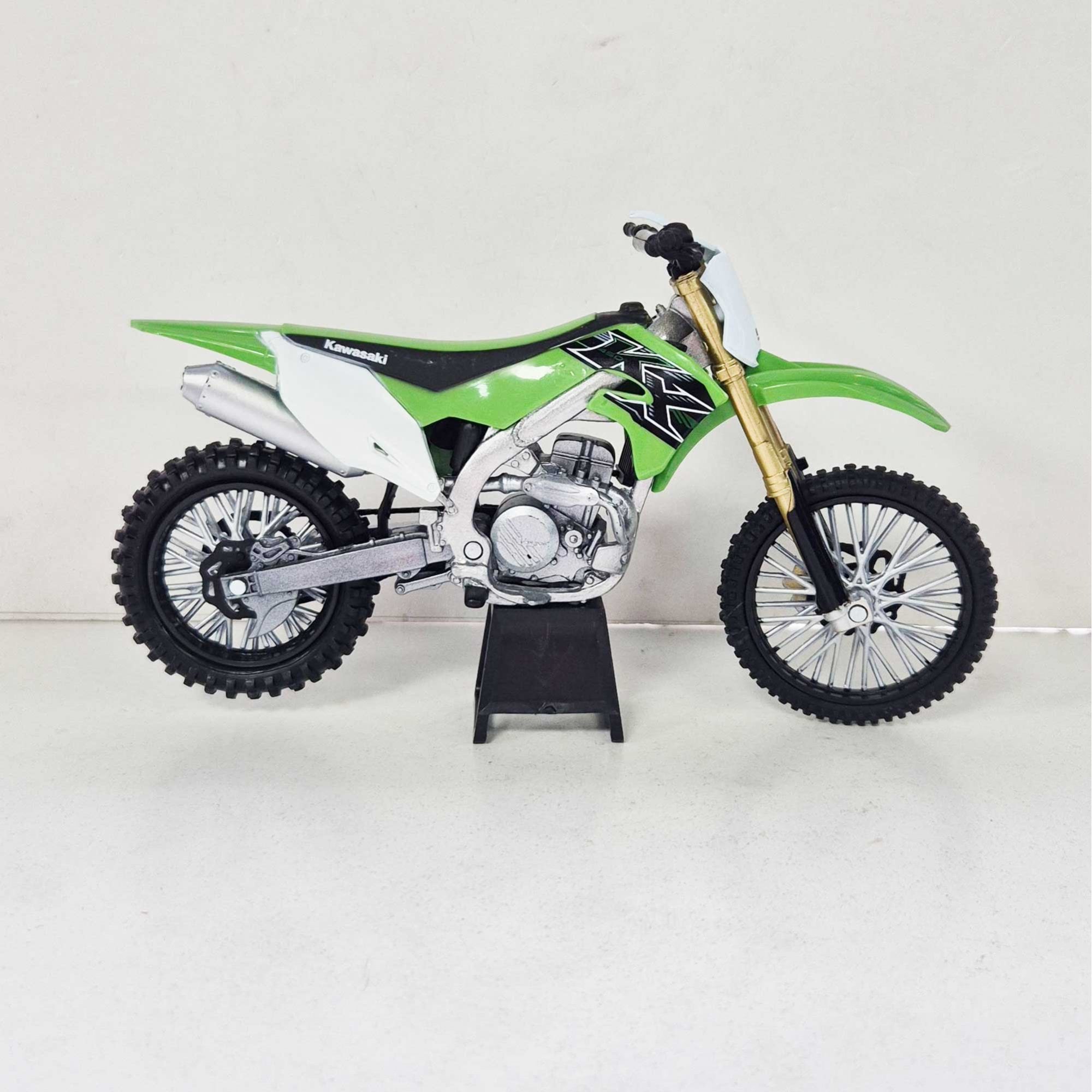 New Ray Toys - 1:12 - Kawasaki - KXF450 19-23 - OEM