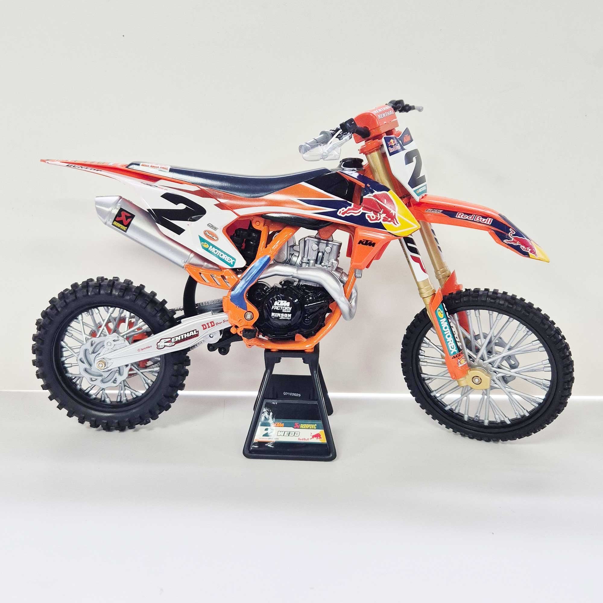 New Ray Toys - 1:6 - KTM - SXF450 19-22 - Red Bull - Webb #2