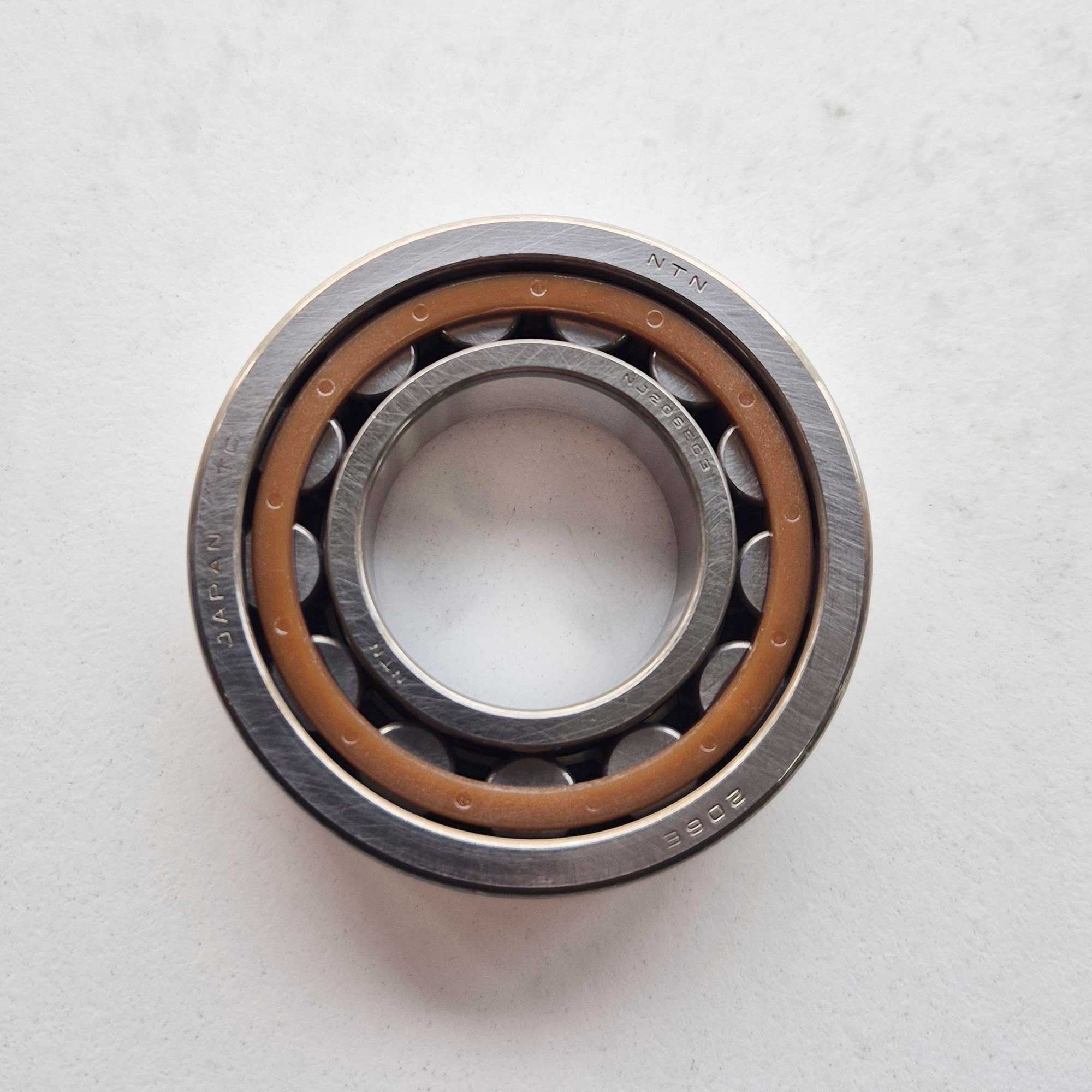 EngineWorx - Crank/Main Bearing & Seal Kit - KTM SX400 01-02, SX450 03-06. SXS450 03-04, SXS540 2001 (24-1106)