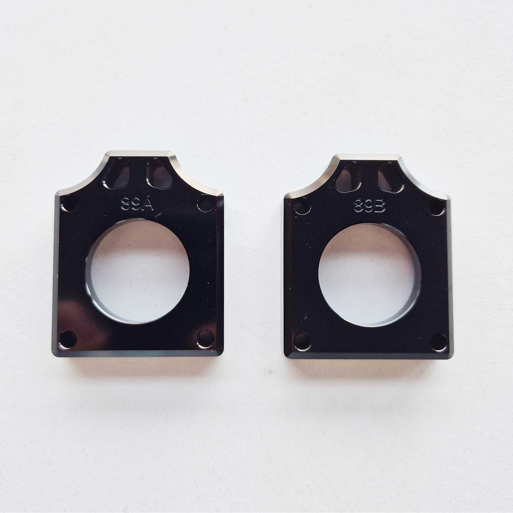 Apico - Axle Blocks - Triumph TF250X 24-26, TF450RC 25-26, TF250/450E 25-26
