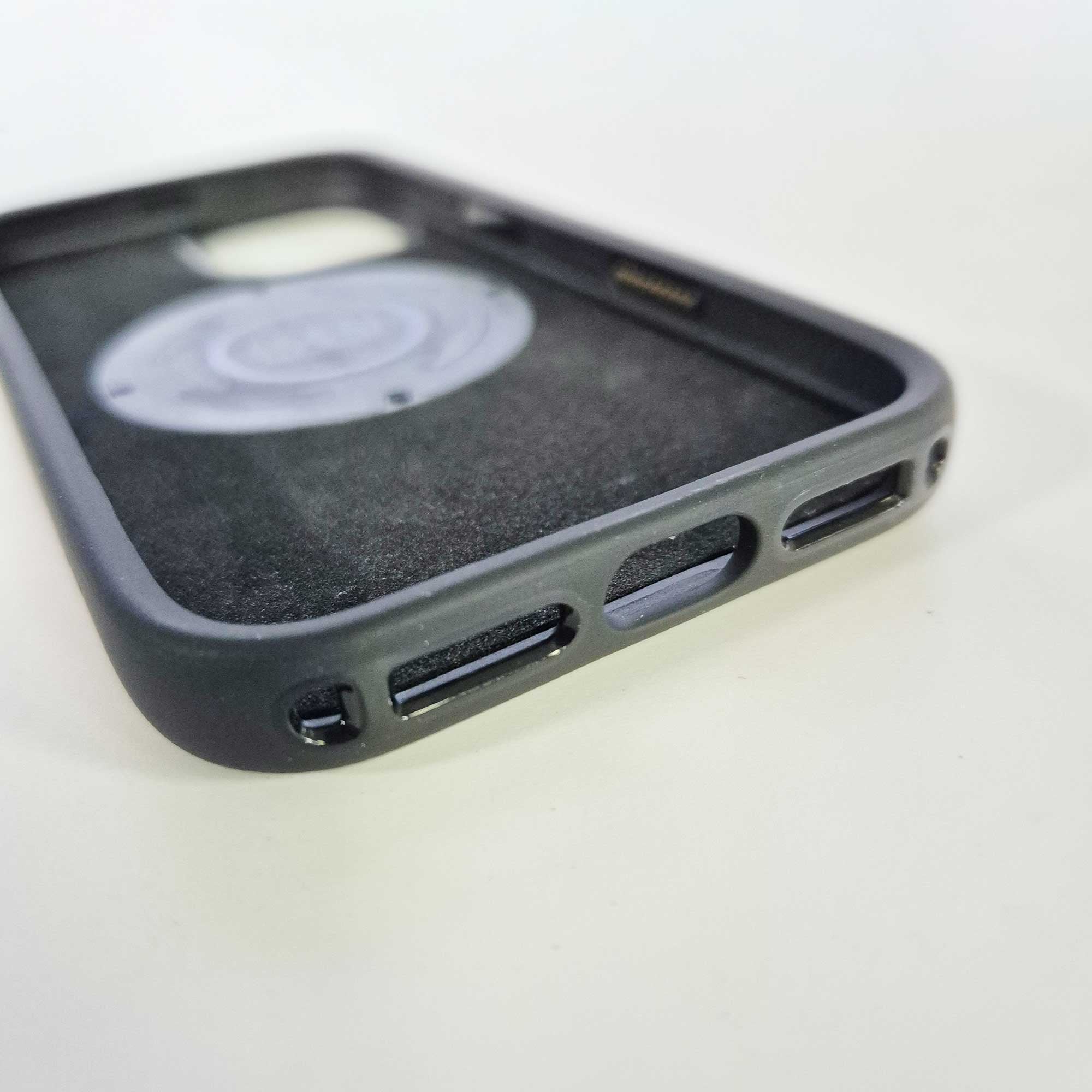 Quad Lock (MAG Case) - iPhone 17