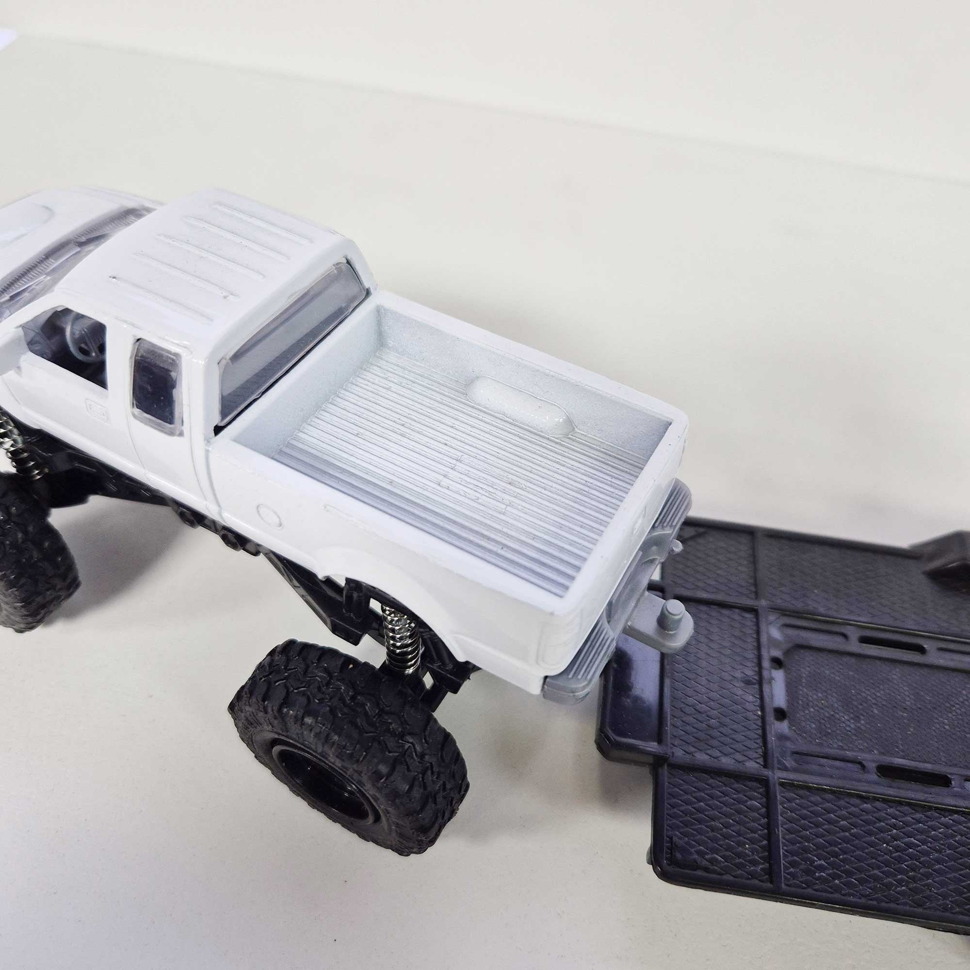 New Ray Toys - 1:32 - Truck - White Chevrolet Pick-Up w/Trailer & Polaris