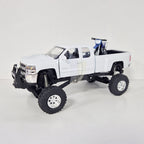 New Ray Toys - 1:32 - Truck - White Chevrolet Pick-Up w/YZ125