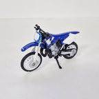 New Ray Toys - 1:32 - Truck - White Chevrolet Pick-Up w/YZ125