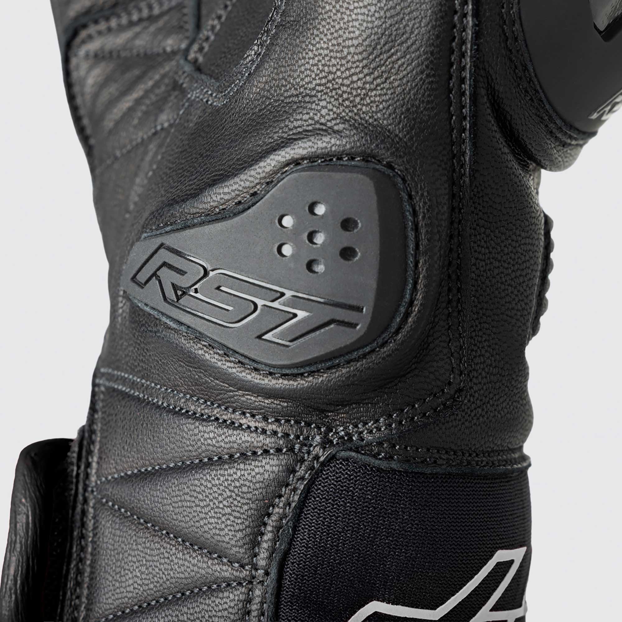 RST Motorcycle Sports Leather Short Gloves - Freestyle 3 D3O Armour (Black / Black)