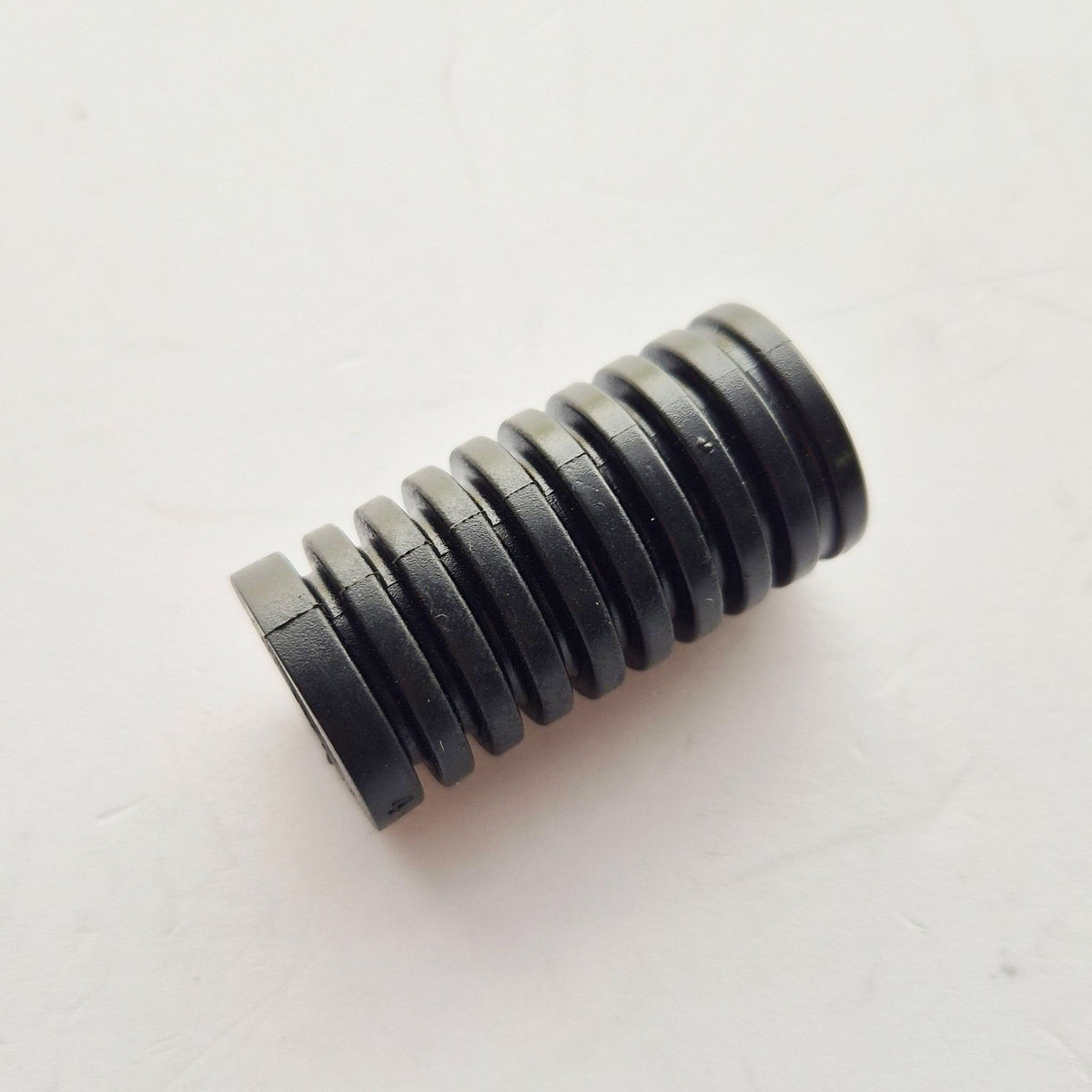 Yamaha Genuine Part - Cover, Shift Pedal (FZN250 23-25, XSR125 23-26, YZF-R125 24-26) - 20P-E8113-01