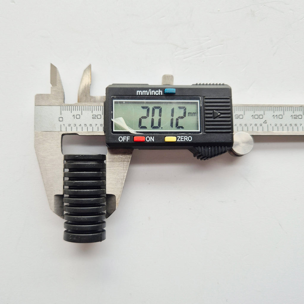 Yamaha Genuine Part - Cover, Shift Pedal (FZN250 23-25, XSR125 23-26, YZF-R125 24-26) - 20P-E8113-01