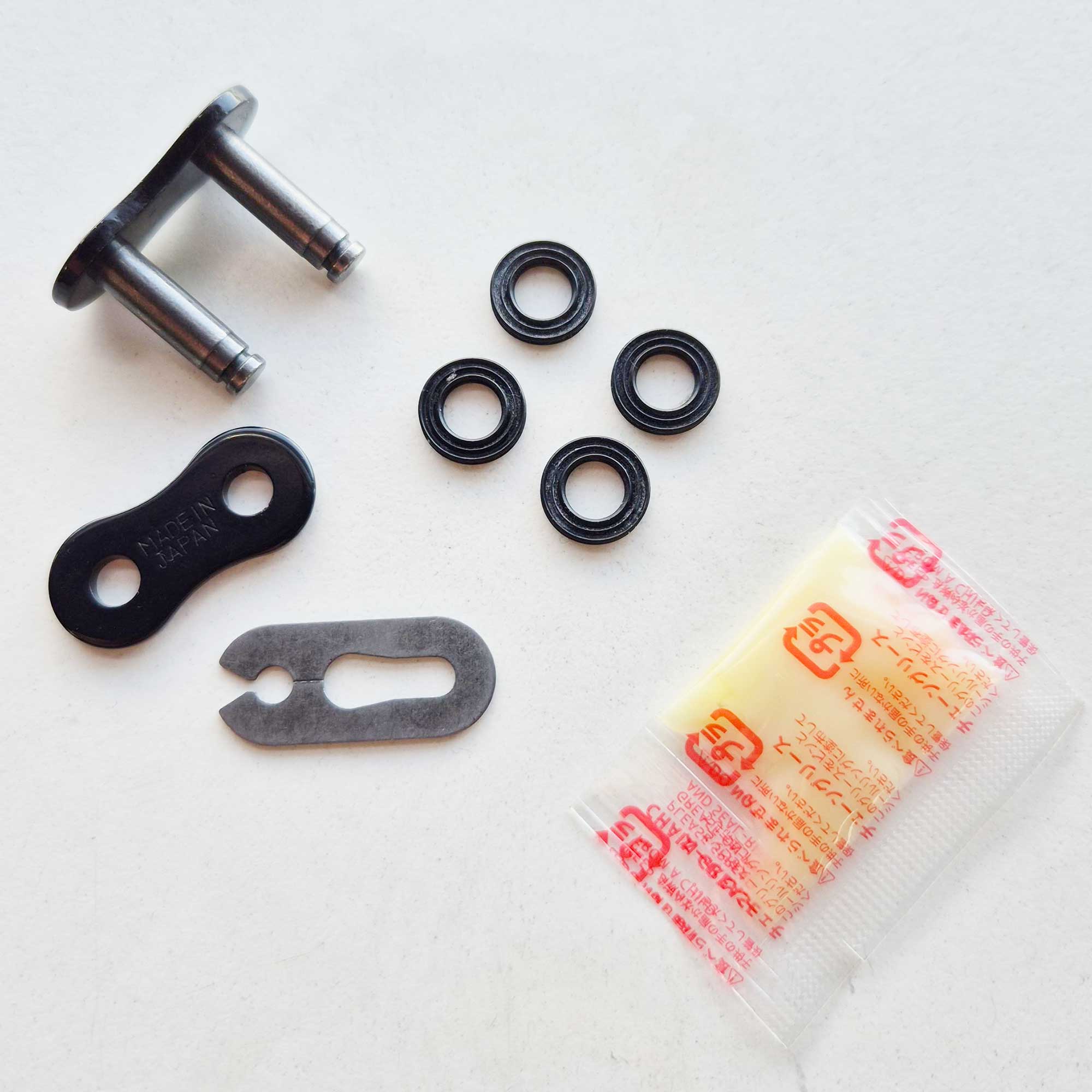 RK Takasago (Split Link) Spring - 520 - X-Ring - XRE XW-Type - Black