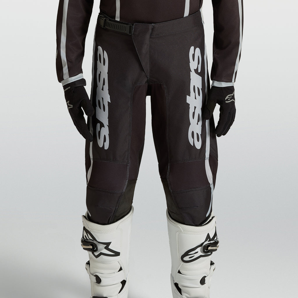 Alpinestars Youth Fluid APEX V2 MX Gear Set (Black/Silver)