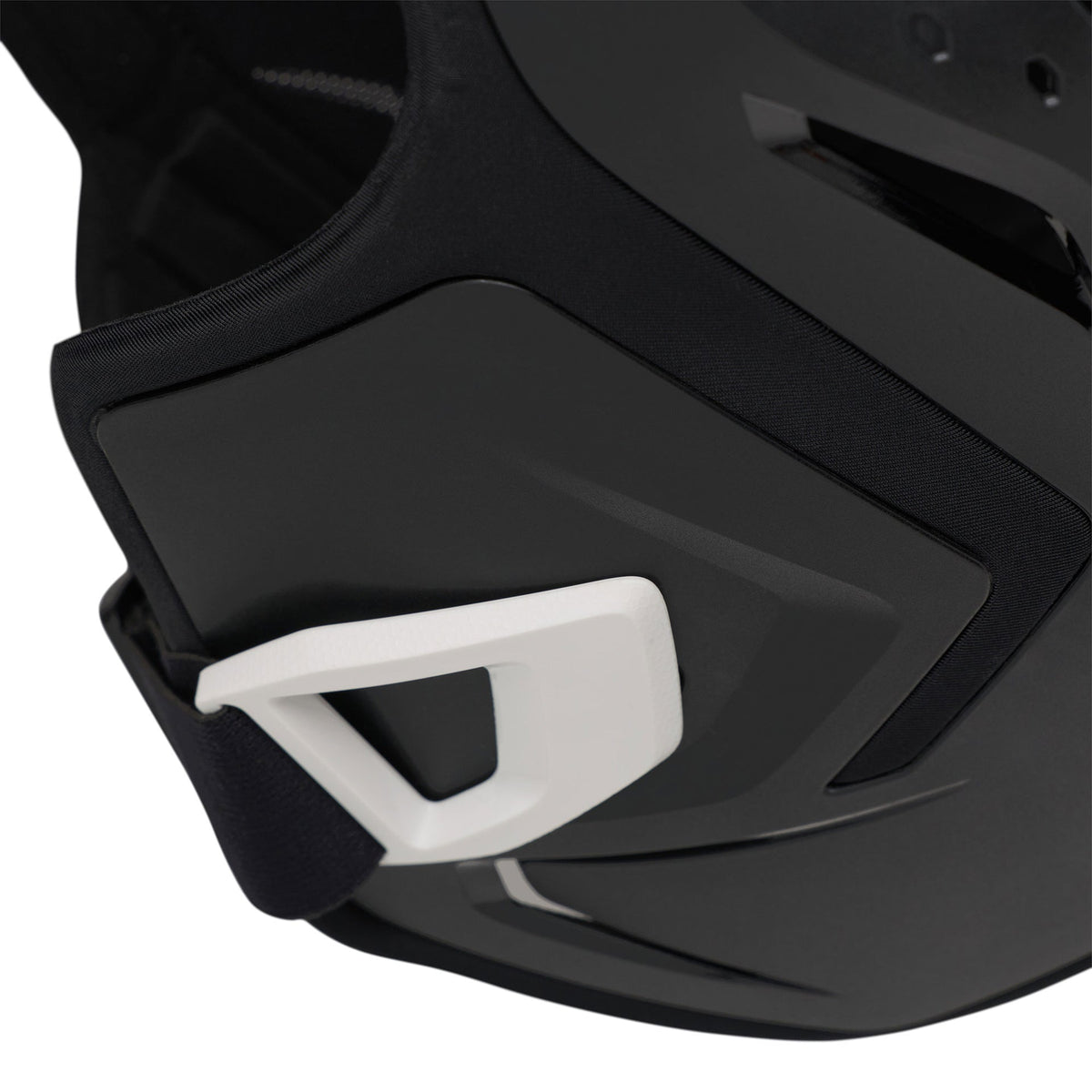 FOX Racing R3 v2 MX | Enduro Adult Chest Guard (Black)