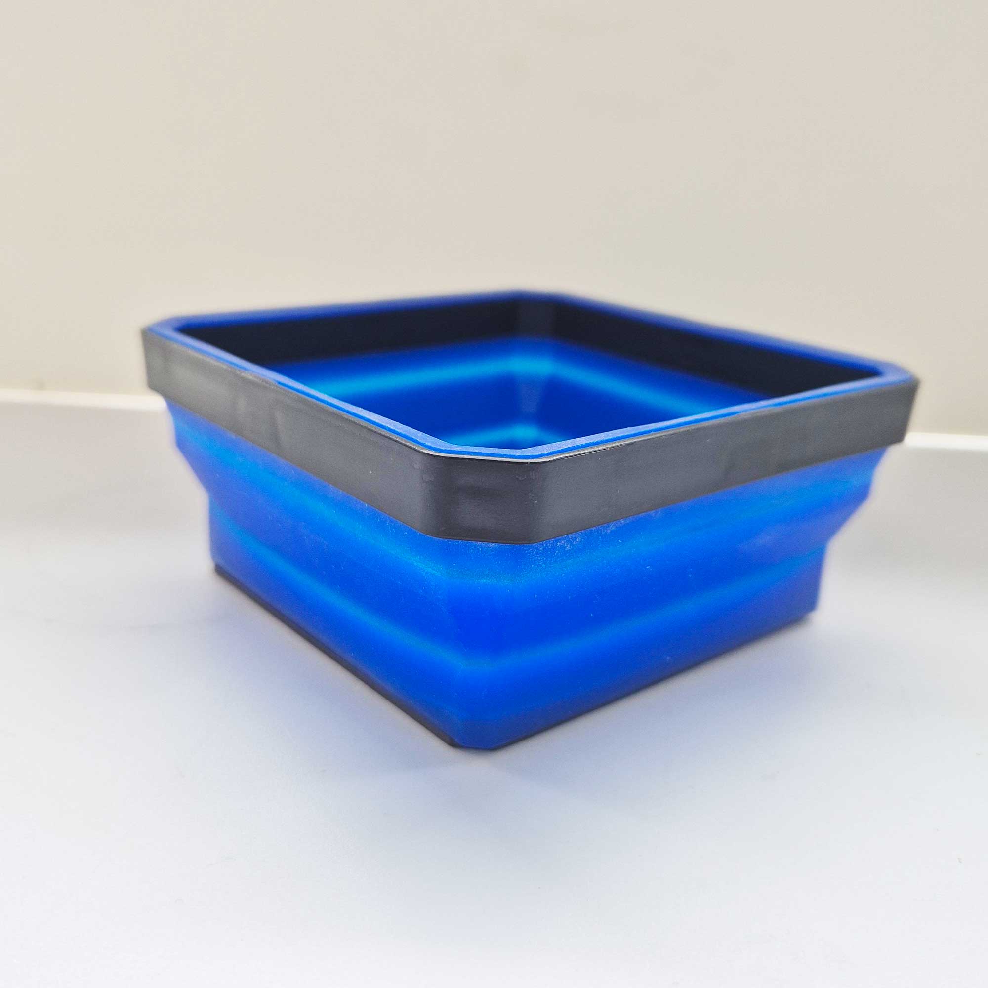 Apico - Collapsible Magnetic Parts Dish
