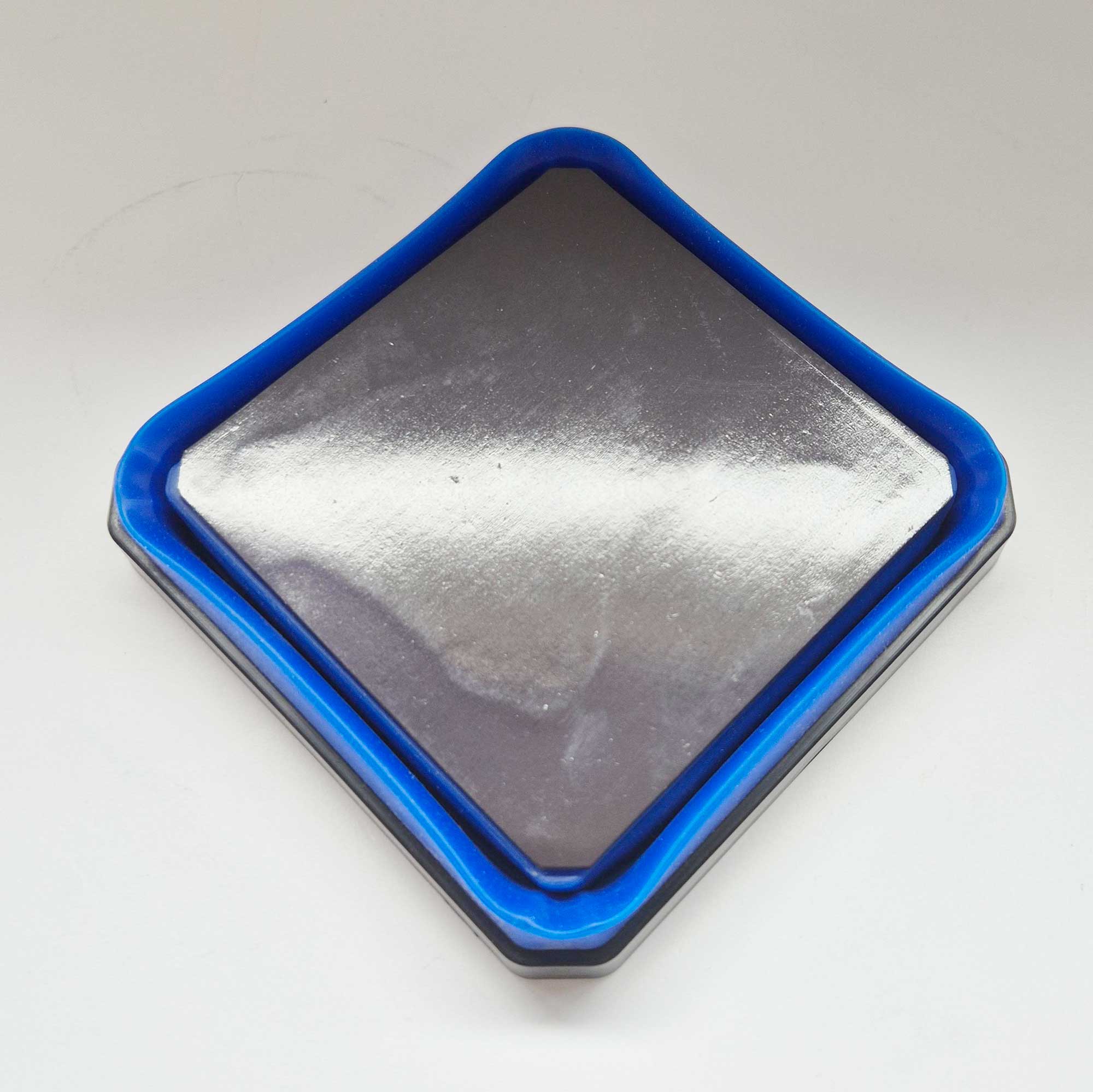 Apico - Collapsible Magnetic Parts Dish