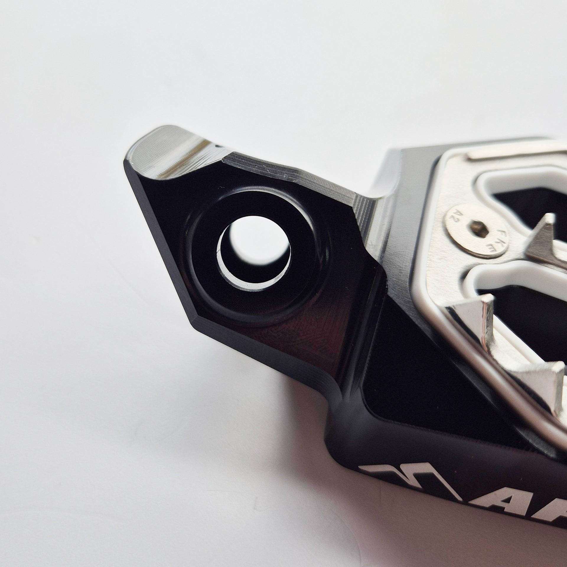 Apico Foot Pegs - PRO-BITE - KTM SX85 25-27, Husqvarna TC85 25-27, Gas Gas MC85 25-27
